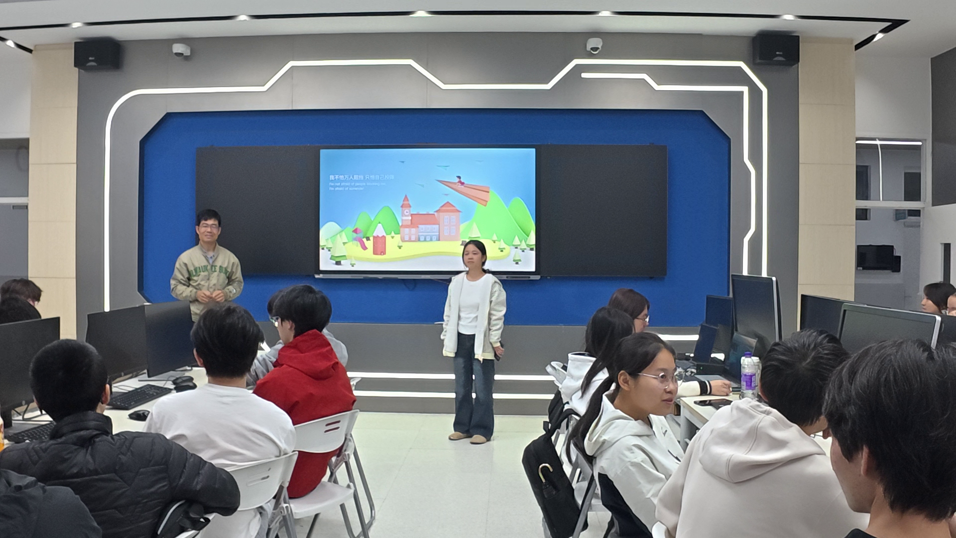 学生项目展示现场